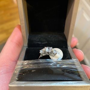 Jolics Handmade 3 Stone Diamond Sterling Silver
